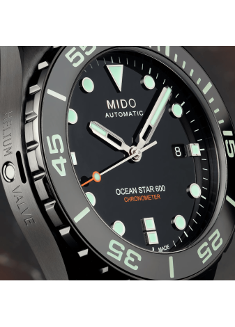 Mido Ocean Star 600 Chronometer quadrante nero M0266083305100