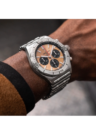 Breitling Chronomat B01 42 AB0134101K1A1