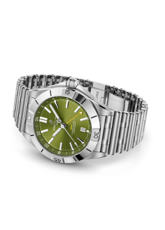 Breitling Chronomat Automatic GMT 40 Giannis Antetokounmpo A32398A11L1