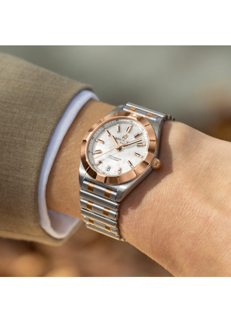 Breitling Chronomat 32 U77310101A2U1