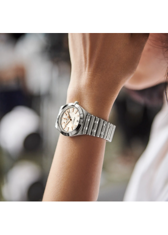 Breitling Chronomat 32 A77310101A4A1