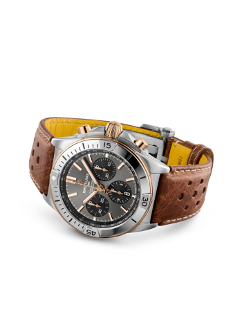 Breitling Chronomat B01 42 Triumph TB0134101M1X1
