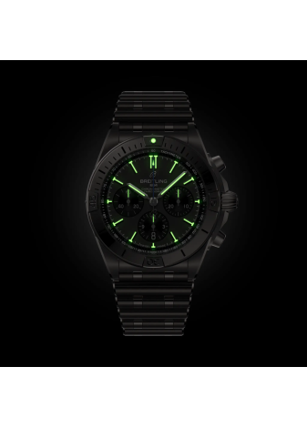 Breitling Chronomat B01 42 EB0134101M1E1