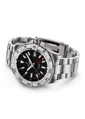 Breitling Avenger Automatic GMT 44 A32320101B1A1