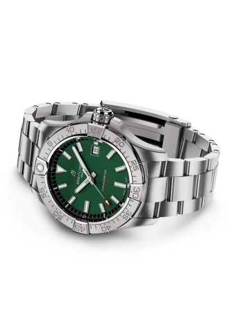 Breitling Avenger Automatic 42 A17328101L1A1