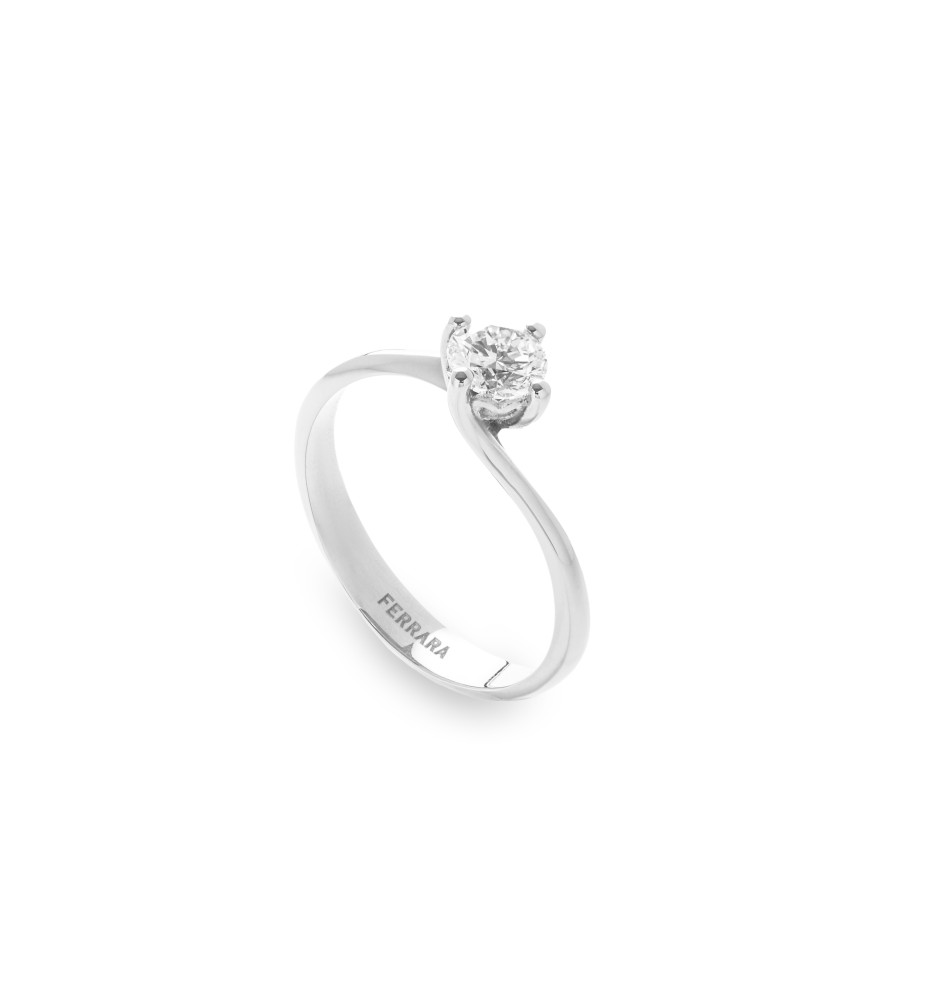 Anello solitario
