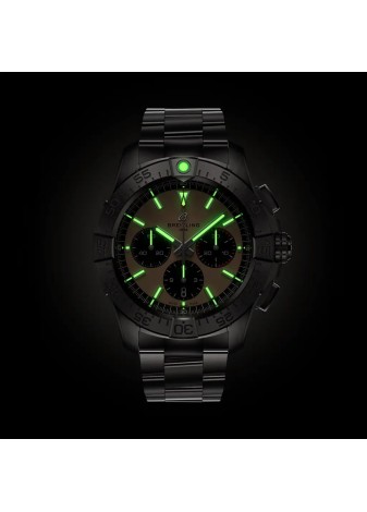 Breitling Aveneger B01 Chronograph 44 mm sabbia AB0147101A1A1