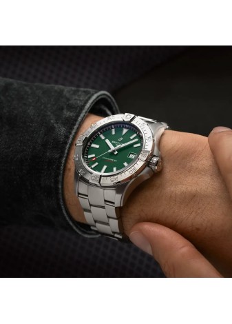 Breitling Avenger Automatic 42 mm quadrante verde A17328101L1A1