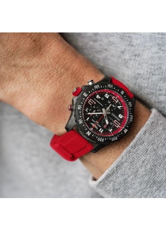 Breitling Endurance Pro 38 mm SuperQuartz™ termocompensa X83310D91B2S1
