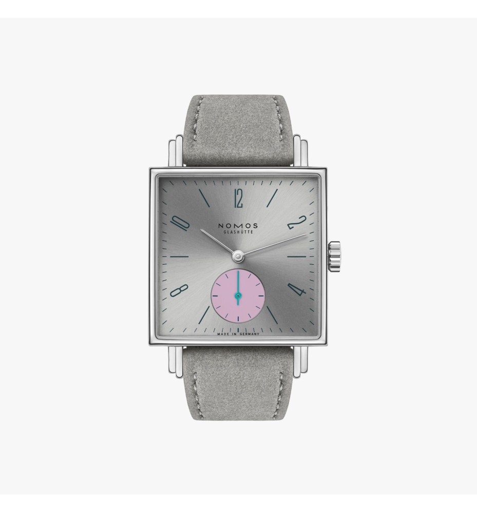 Nomos Tetra 477 | Ferrara Gioielli Salerno Nomos Tetra 477 | Ferrara Gioielli Salerno