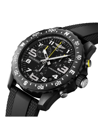 Breitling Endurance Pro 44 mm Quarzo X82310E51B1S2