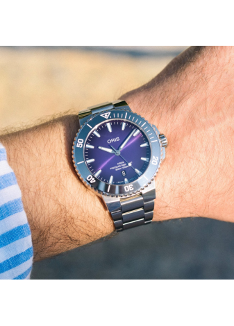 Oris Aquis Date Taste of Summer 43.50 01 733 7789 4158-07 8 23 04PEB